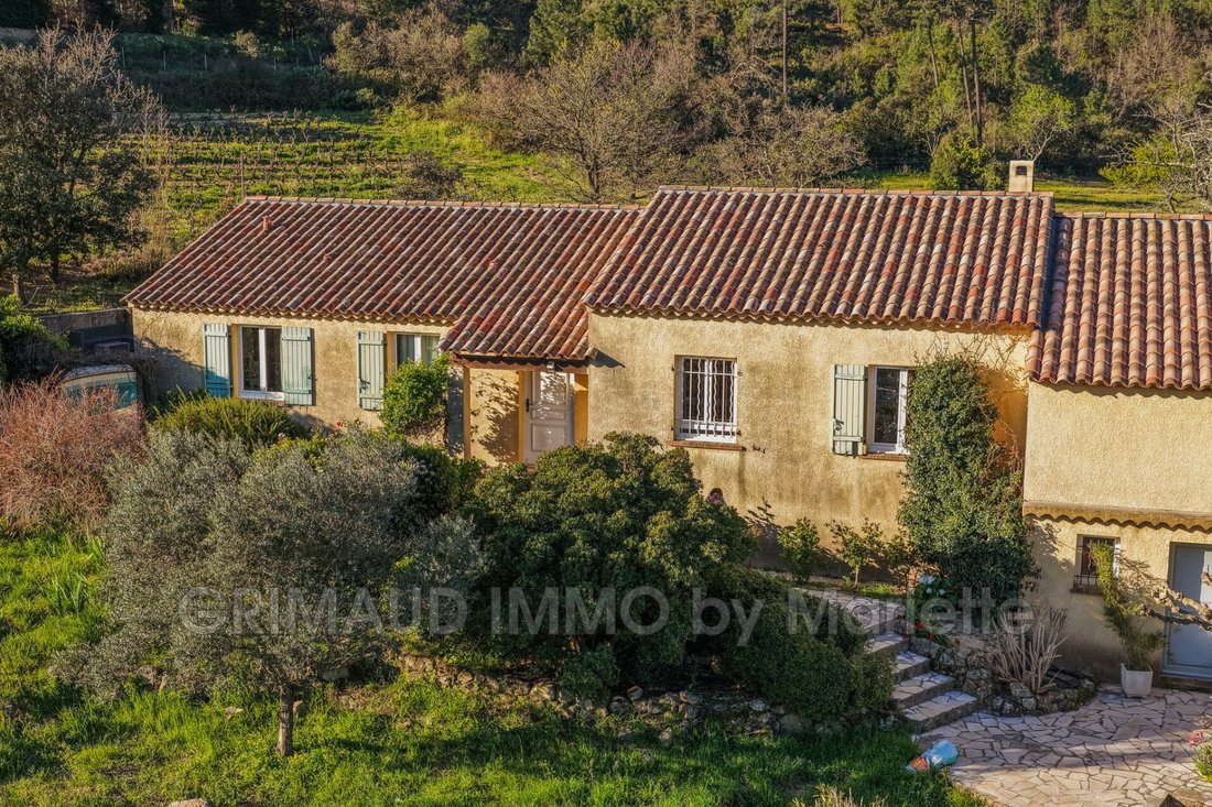 Villa à Le Plan-de-la-Tour, Provence-Alpes-Côte d'Azur, France 1 - 17274699