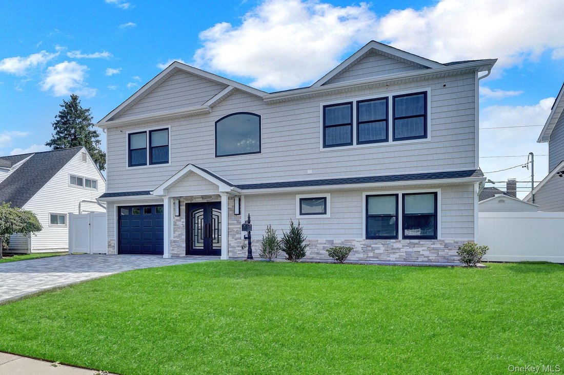House in Wantagh, New York, United States 2 - 18936887
