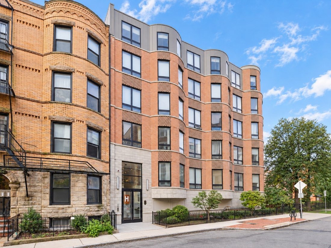Condo in Boston, Massachusetts, United States 2 - 18937097