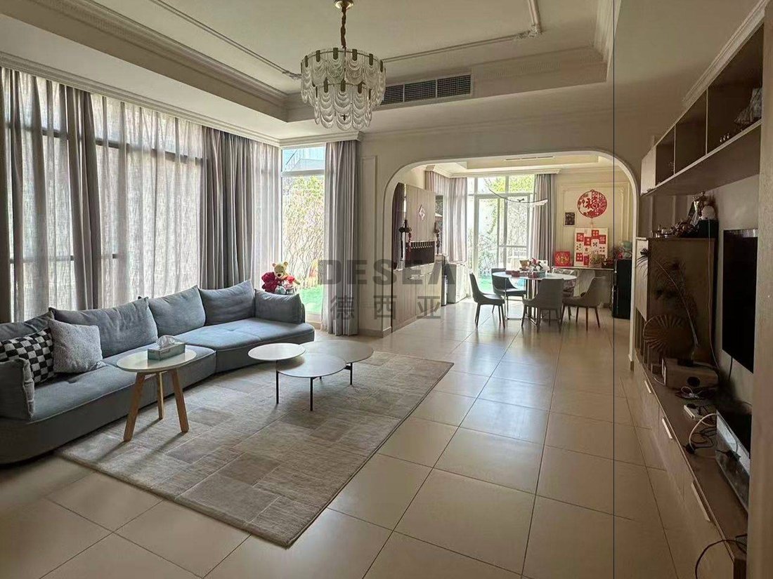 Villa in Nadd Hessa, Dubai, United Arab Emirates 5 - 18937259