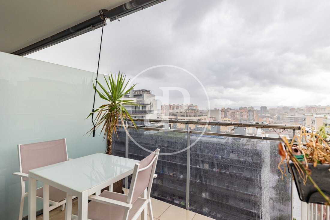 Penthouse in Districte II, l'Hospitalet de Llobregat, Spain 4 - 18937311