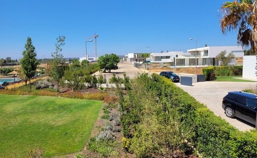 Appartement à Quarteira, Algarve, Portugal 1