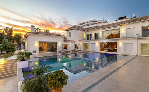 Villa in Guadalmina Alta, San Pedro de Alcantara, Spain 1