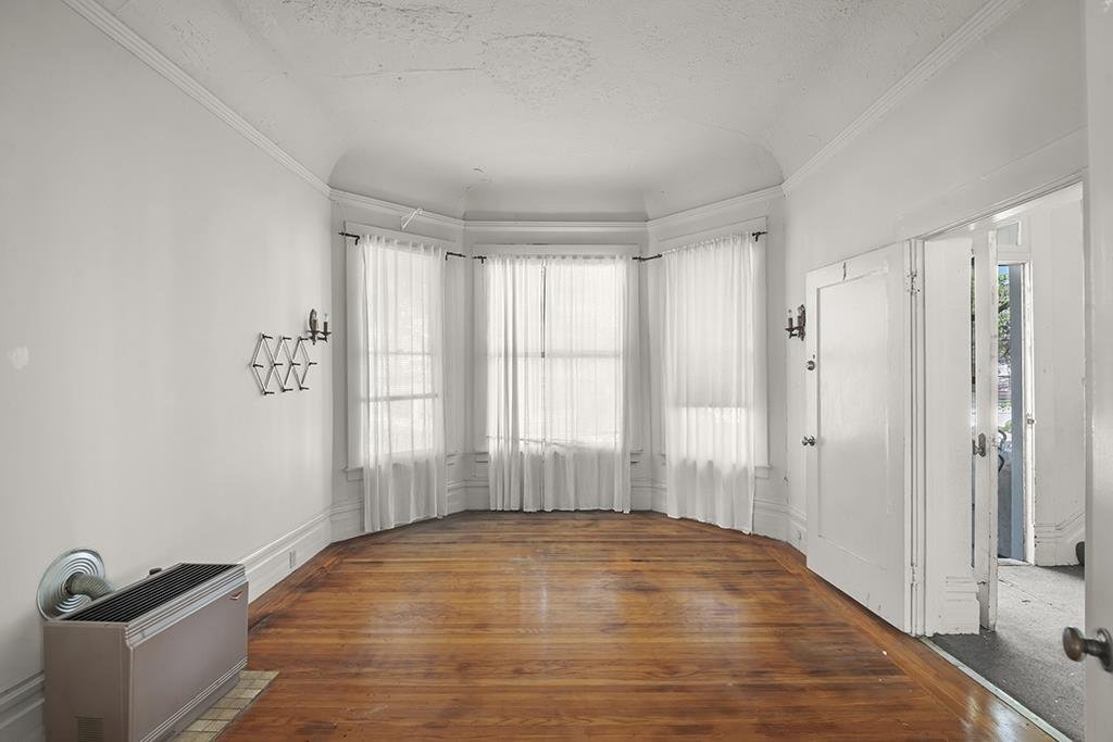 Oakland, California, United States 5 - 18936791
