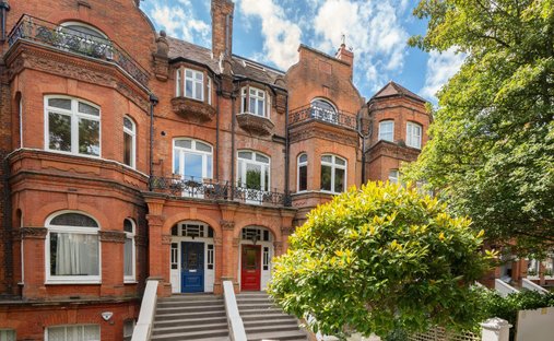 House in South Hampstead, Camden, England 1