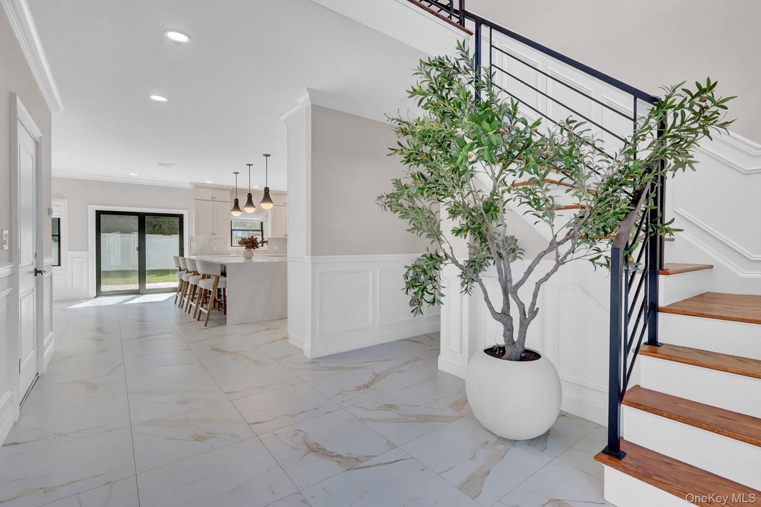 House in Wantagh, New York, United States 4 - 18936887