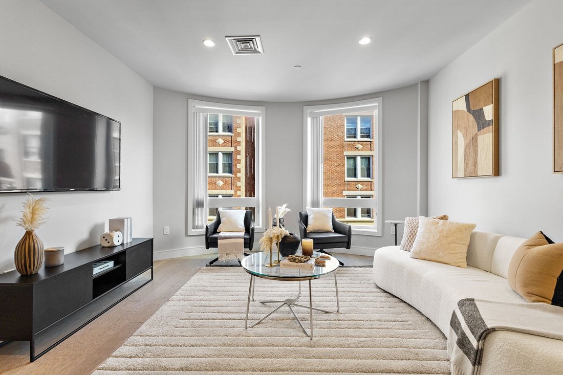 Condo in Boston, Massachusetts, United States 5 - 18937097