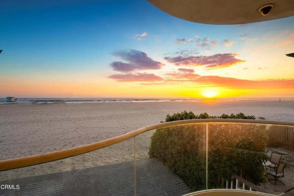 House in Oxnard, California, United States 4 - 18937197