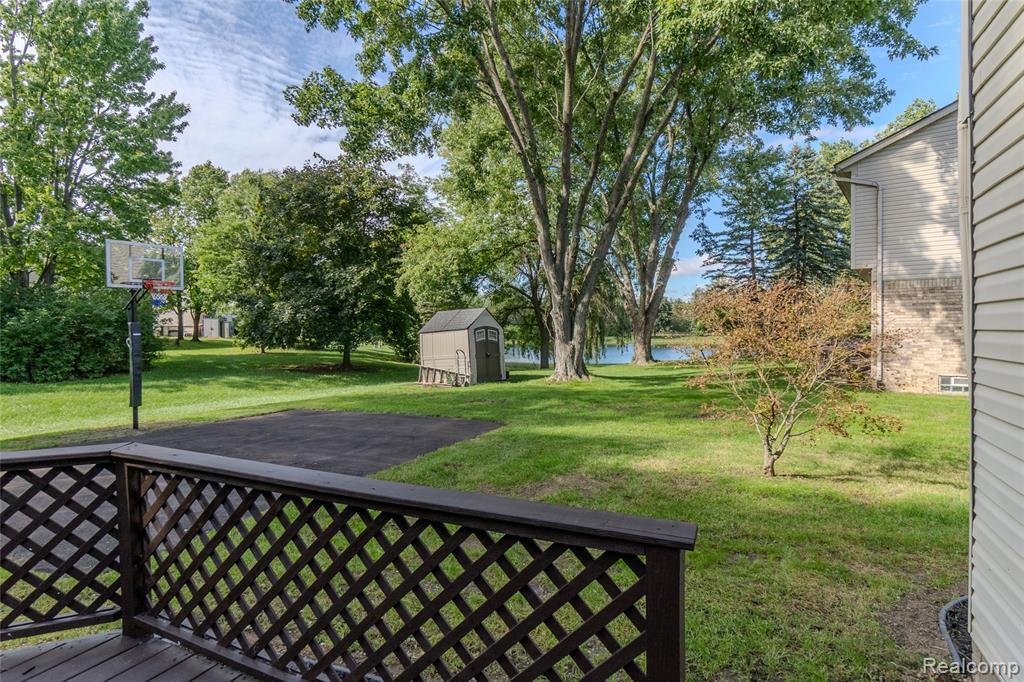 House in Farmington Hills, Michigan, United States 4 - 18937145