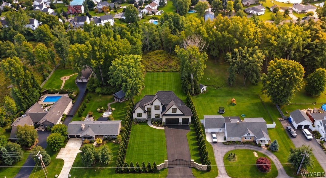House in East Amherst, New York, United States 1 - 18937084