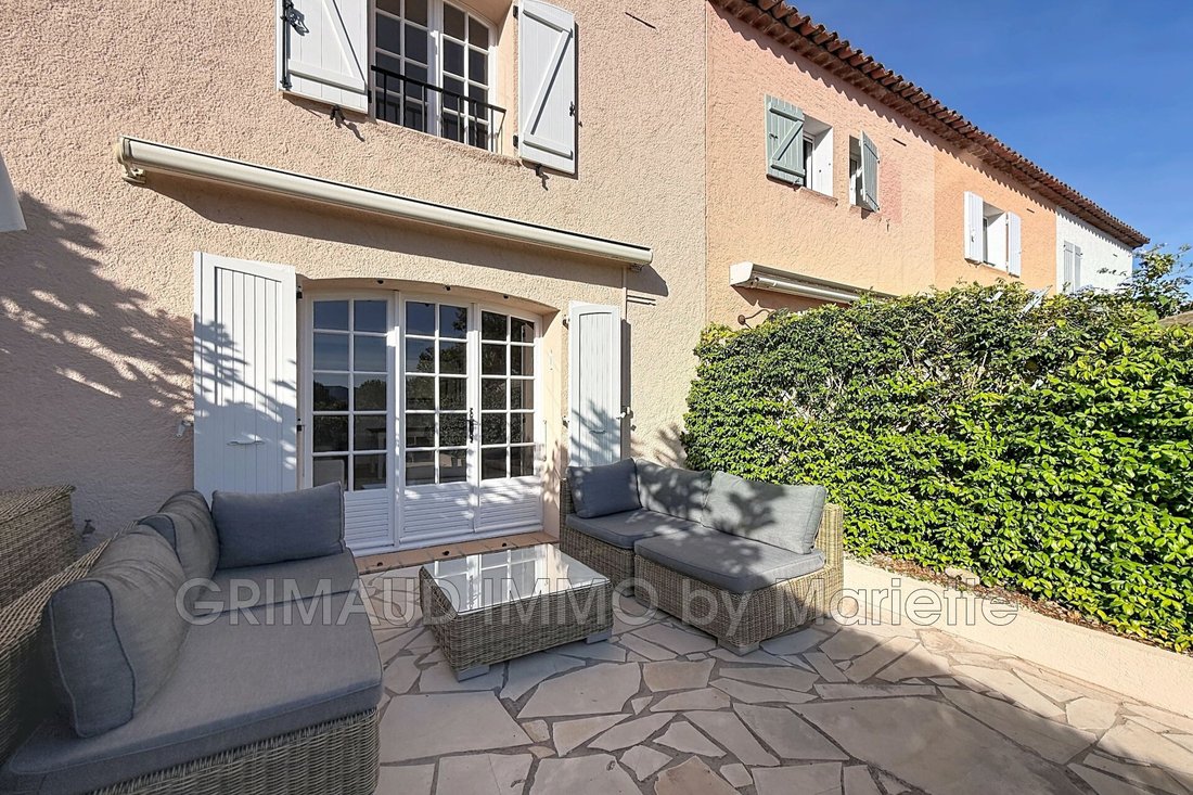 Villa in Grimaud, Provence-Alpes-Côte d'Azur, France 1 - 18937612