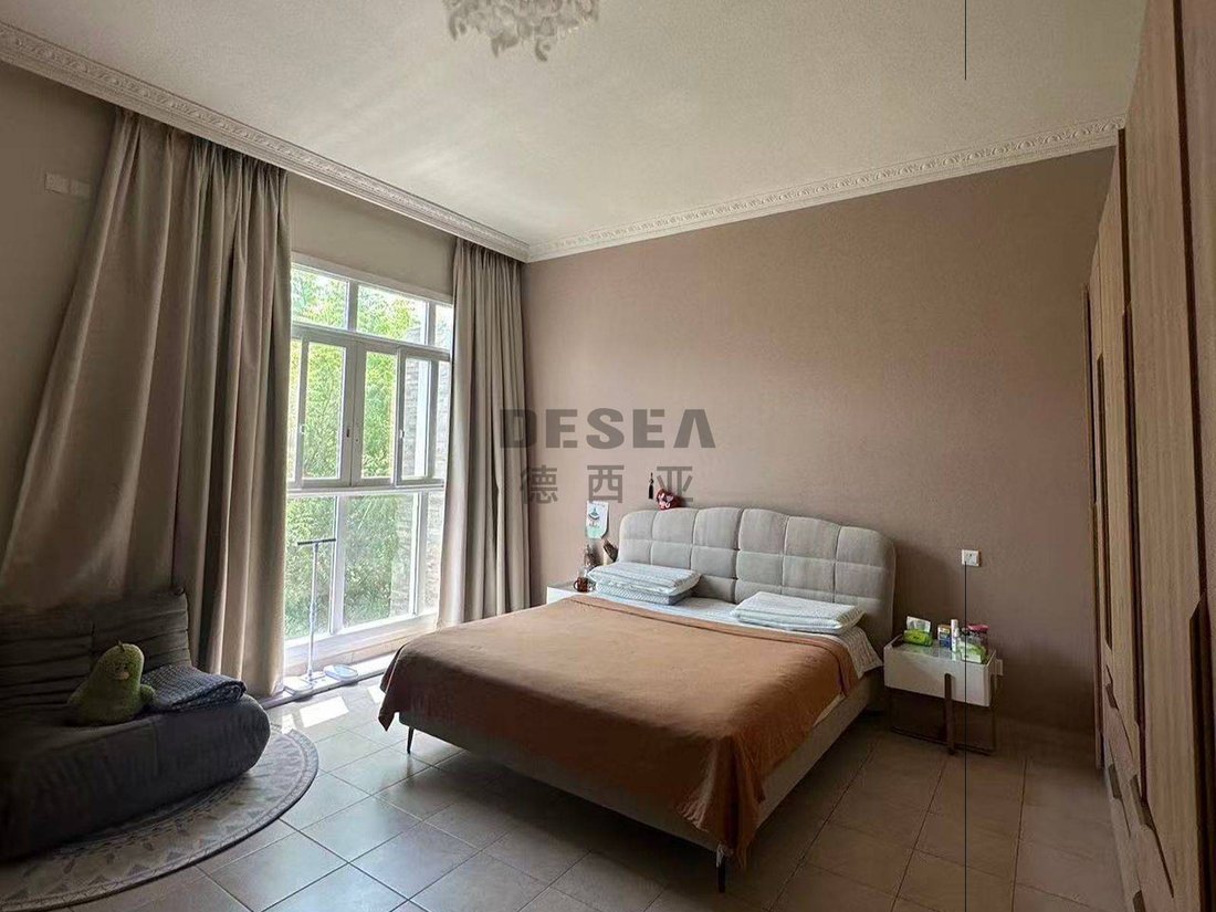 Villa in Nadd Hessa, Dubai, United Arab Emirates 2 - 18937259