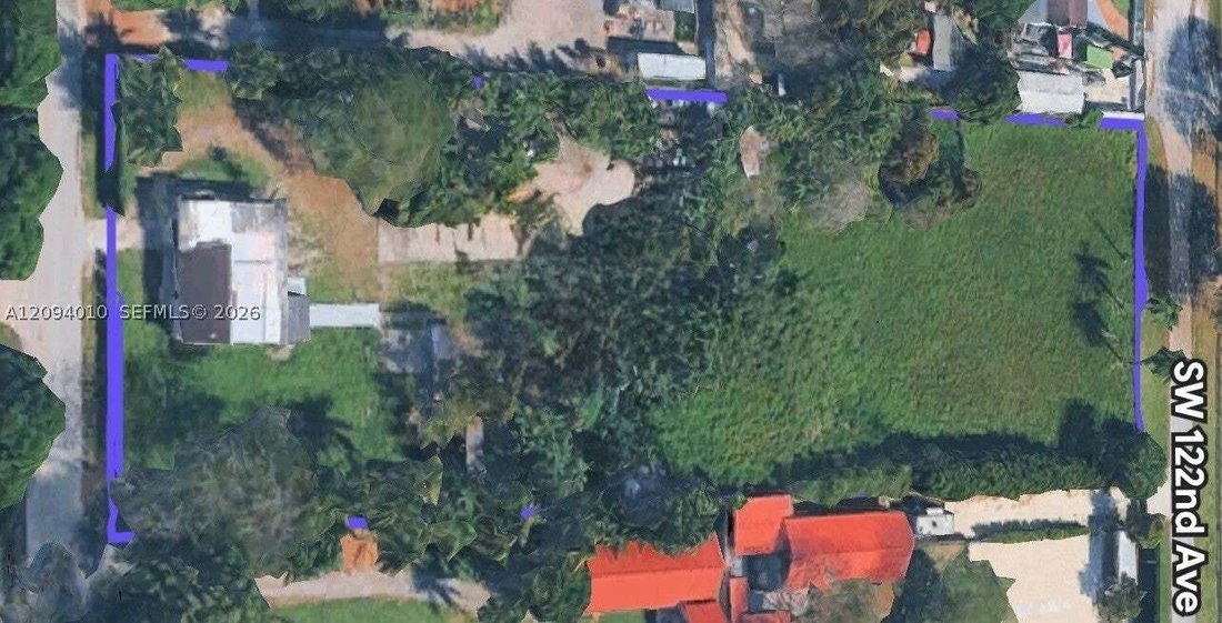House in Miami, Florida, United States 1 - 18937028