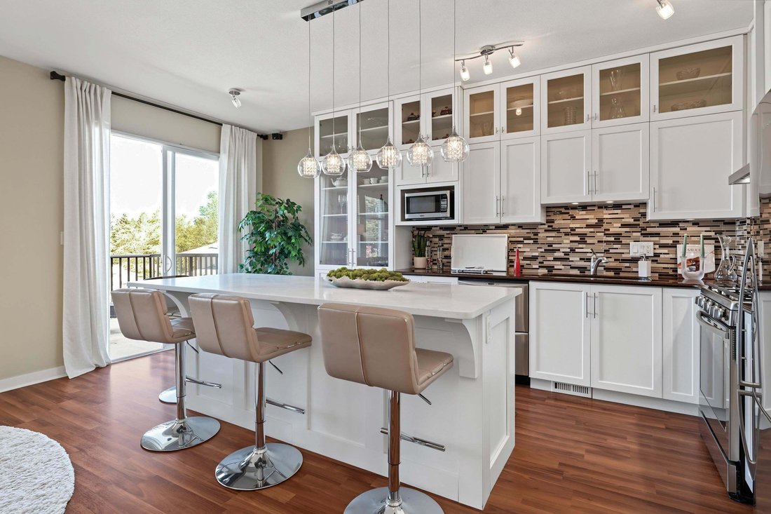 Townhouse in Surrey, British Columbia, Canada 5 - 18937765