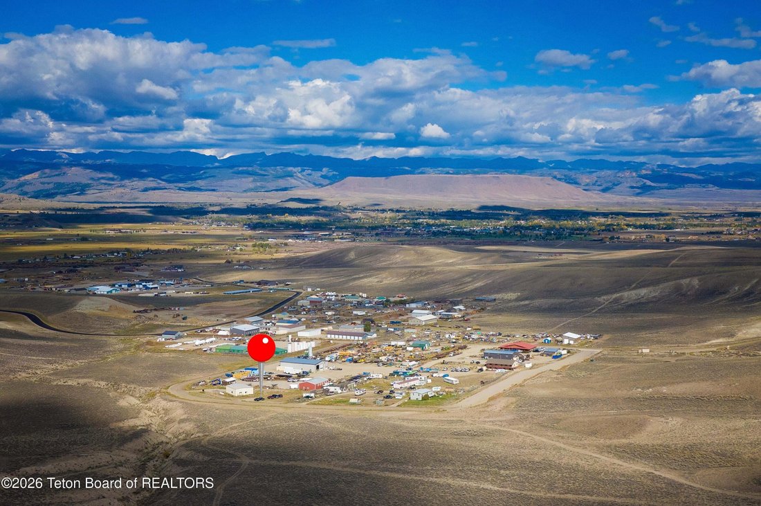 House in Pinedale, Wyoming, United States 2 - 18937800