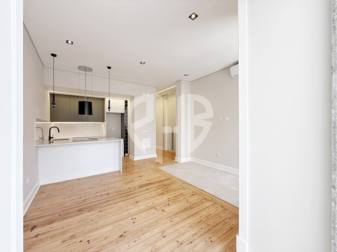 Apartment in Areeiro, Lisbon, Portugal 2 - 18938006