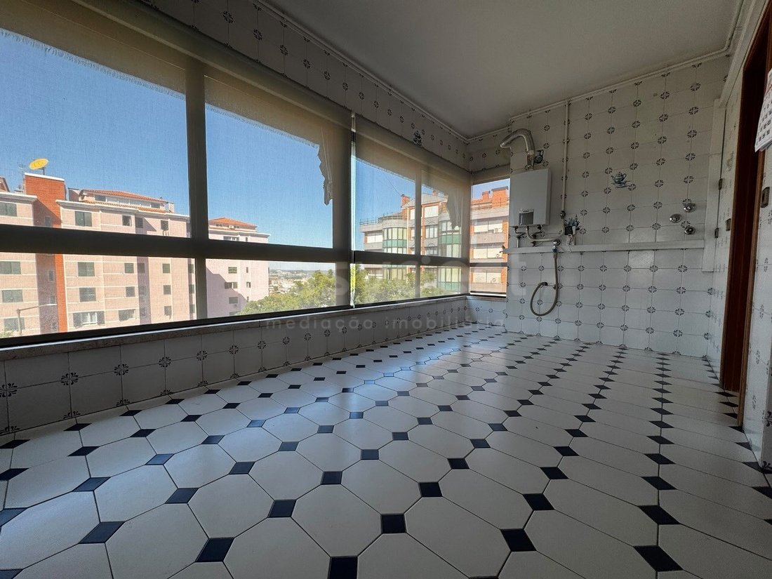 Apartment in Santo Antonio dos Olivais, Coimbra District, Portugal 3 - 18937952