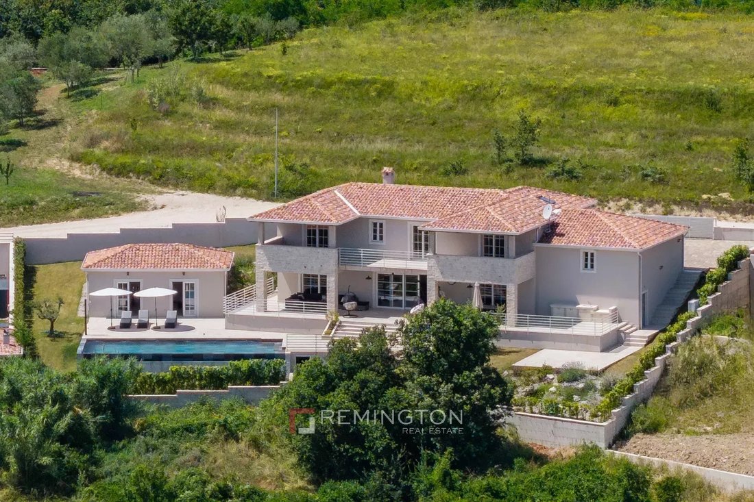 Villa a Visinada, Regione istriana, Croazia 1 - 15880268