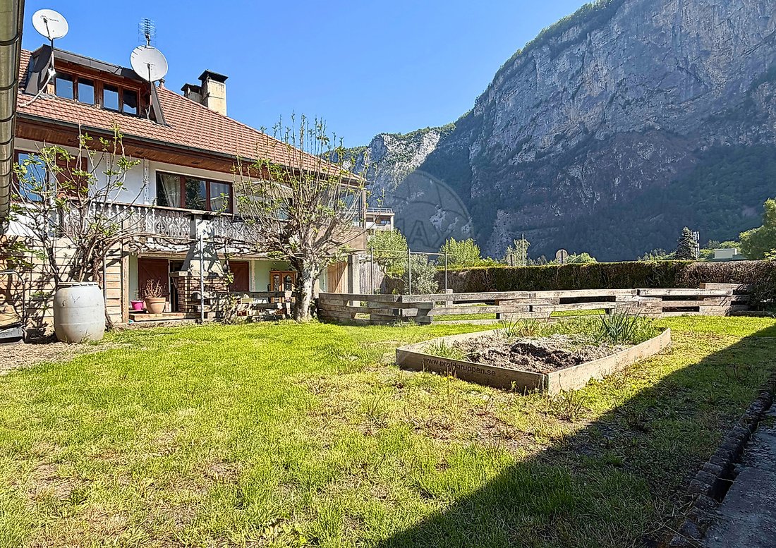 House in Magland, Auvergne-Rhône-Alpes, France 2 - 18937715
