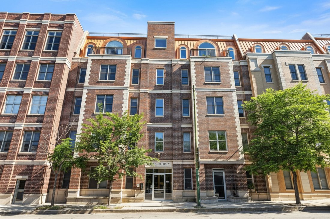 Condo in Chicago, Illinois, United States 1 - 18938075