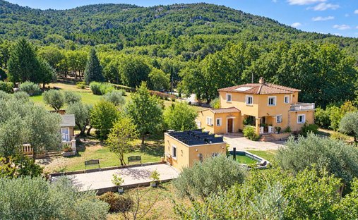 Villa in Gonfaron, Provence-Alpes-Côte d'Azur, France 1