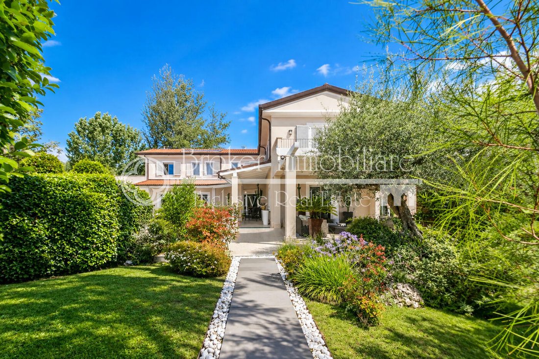 Villa in Centro, Forte dei Marmi, Tuscany 2 - 18937889