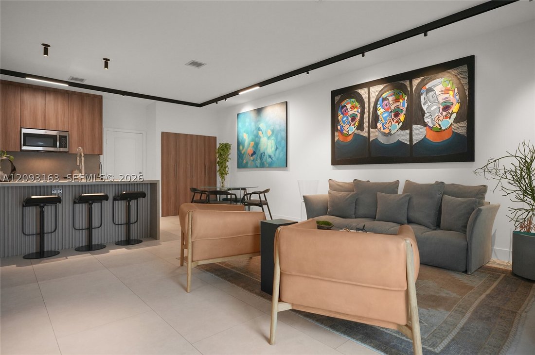 Villa in Miami Springs, Florida, United States 2 - 18938179