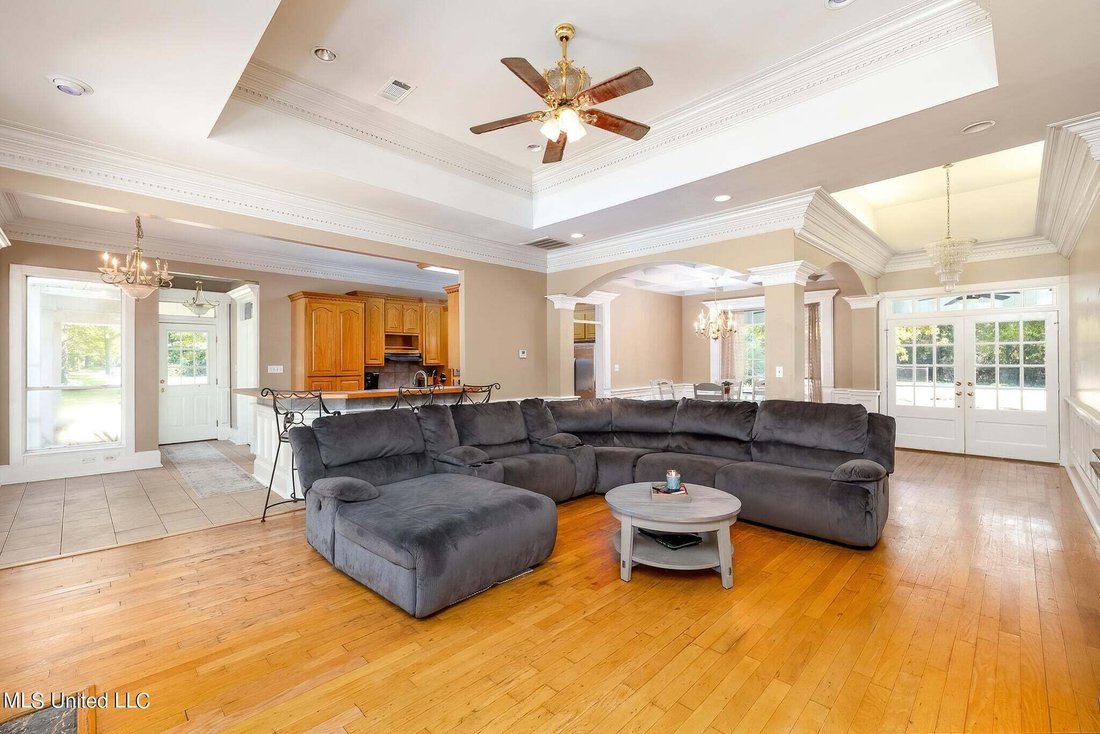 House in Picayune, Mississippi, United States 3 - 13839899