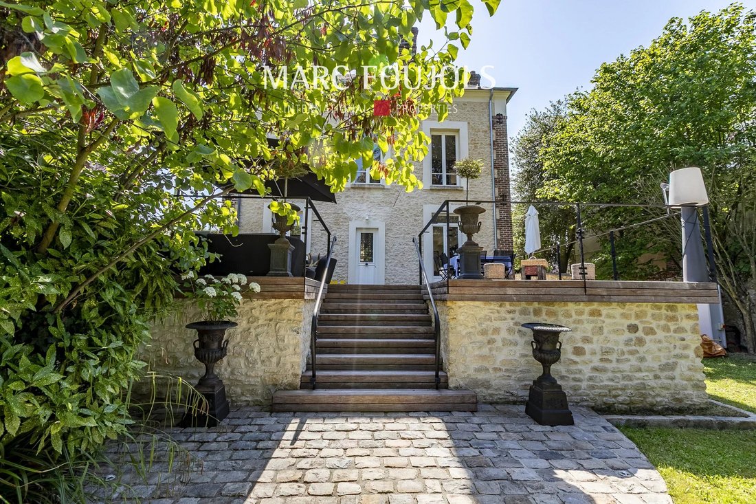 House in Senlis, Hauts-de-France, France 3 - 18937860