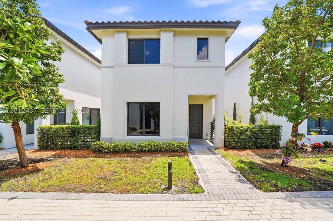 House in Miami Springs, Florida, United States 1 - 18938142
