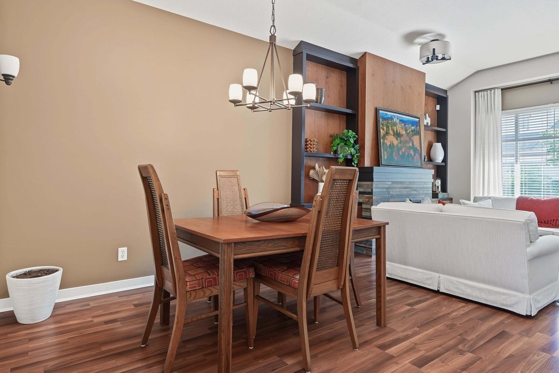 Townhouse in Surrey, British Columbia, Canada 4 - 18937765