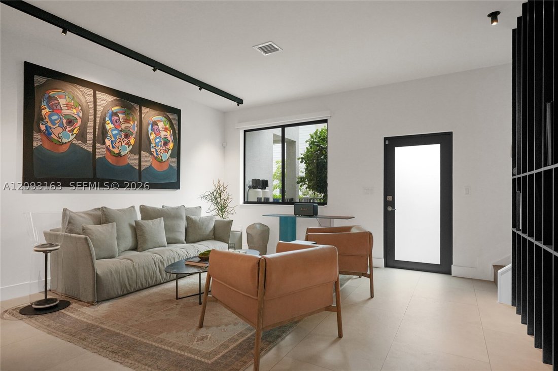 Villa in Miami Springs, Florida, United States 3 - 18938179