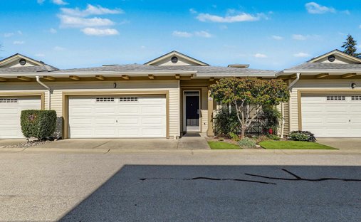 Townhouse in Surrey, British Columbia, Canada 1