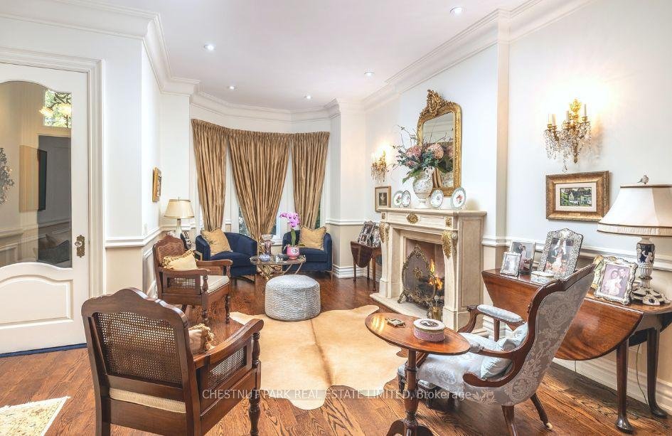 Villa in Toronto, Ontario, Canada 4 - 18938316