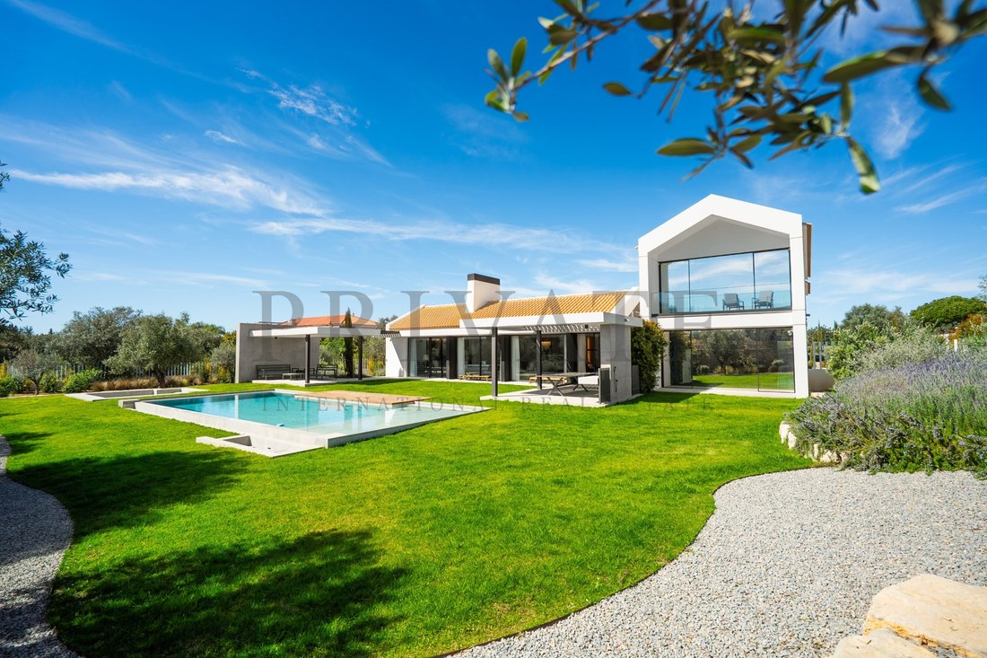House in Quarteira, Algarve, Portugal 1 - 18937976