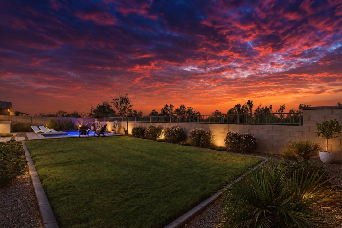 Queen Creek, Arizona, United States 5 - 18937699
