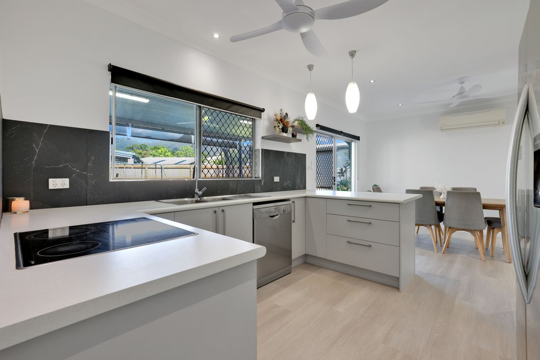 House in Bentley Park, Queensland, Australia 3 - 18937892