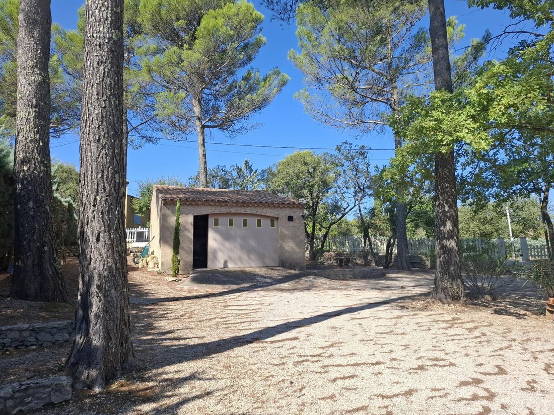 House in Sillans-la-Cascade, Provence-Alpes-Côte d'Azur, France 4 - 18937873