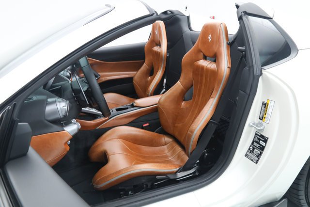 Cabriolet in Fort Lauderdale, FL, United States 5 - 18937905