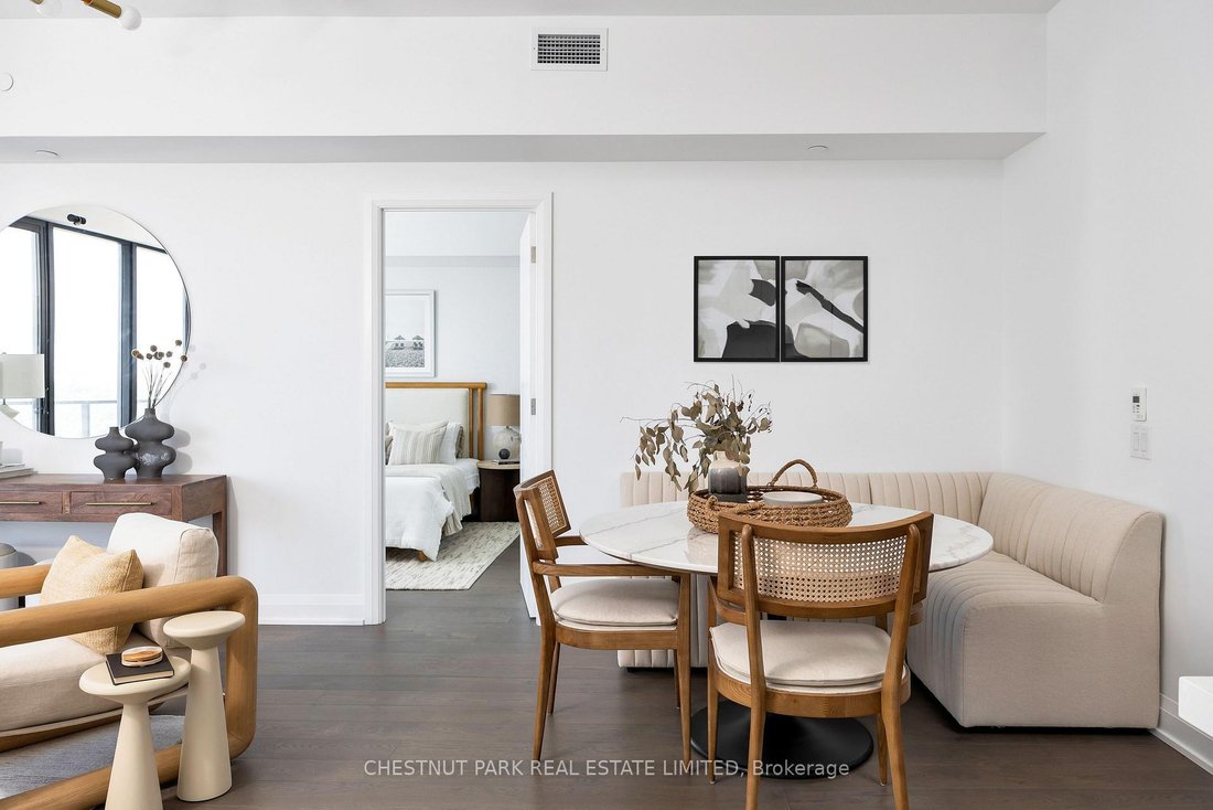 Apartment in Toronto, Ontario, Canada 1 - 18938353