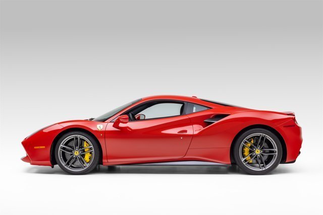 Coupe in Newport Beach, CA, United States 3 - 18937839