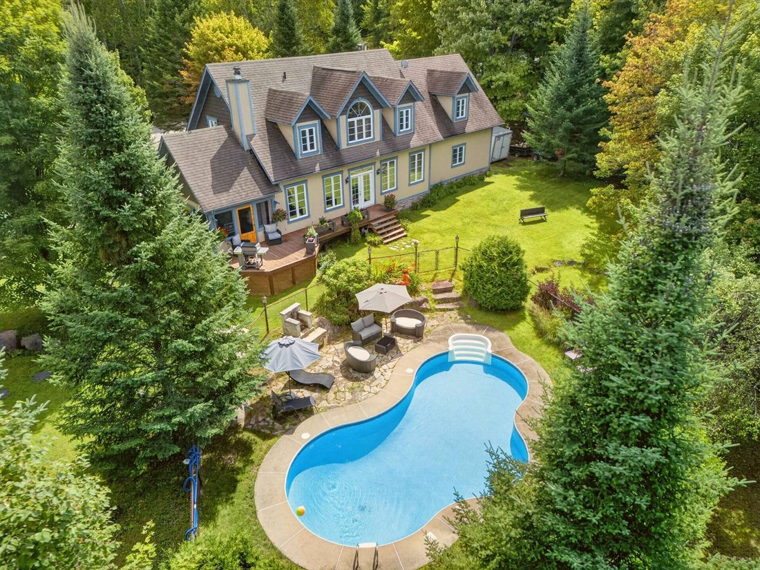 House in Lac-Supérieur, Quebec, Canada 1 - 18937831