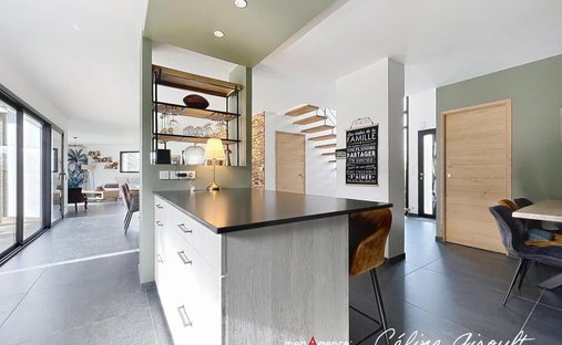 Country House in Centre Ville, Avranches, France 1