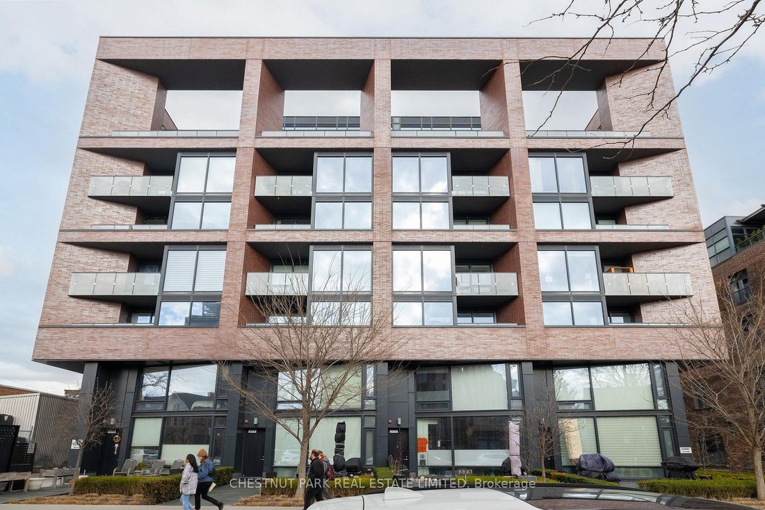 Apartment in Toronto, Ontario, Canada 1 - 18938330