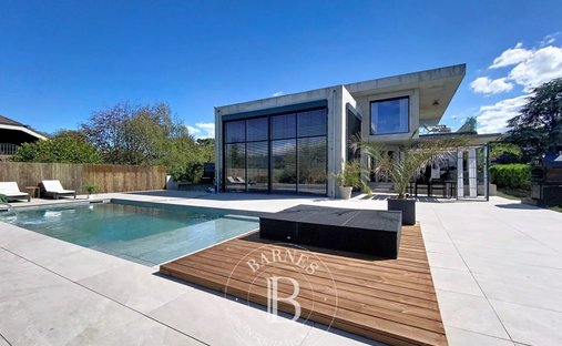 House in Cités, Thonon-les-Bains, France 1