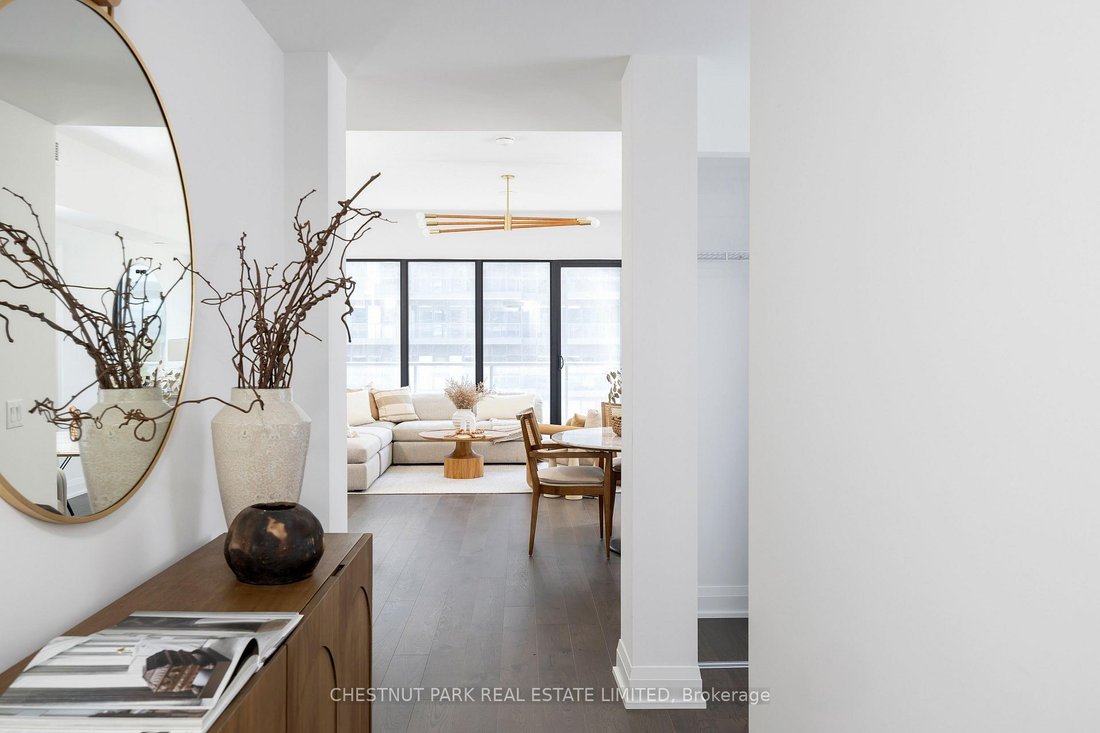 Apartment in Toronto, Ontario, Canada 3 - 18938353