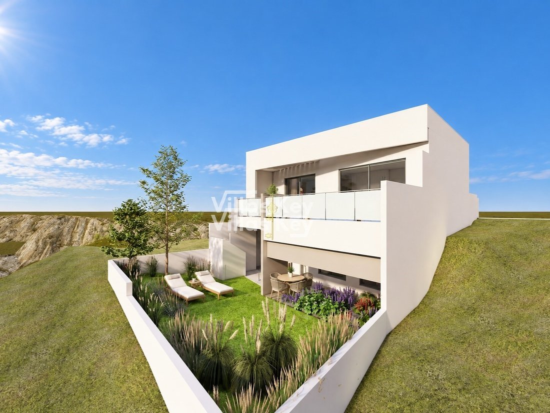 House in Mexilhoeira Grande, Algarve, Portugal 4 - 18938015