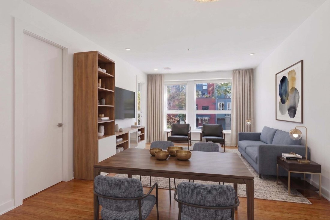 Condo in Vancouver, British Columbia, Canada 1 - 18937824