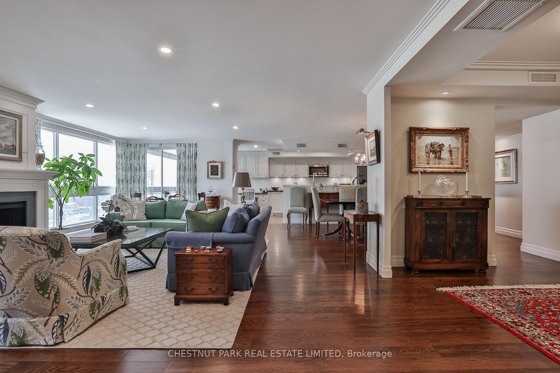 Apartment in Toronto, Ontario, Canada 4 - 18938345