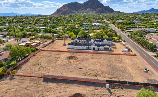 Land in Paradise Valley, Arizona, United States 1